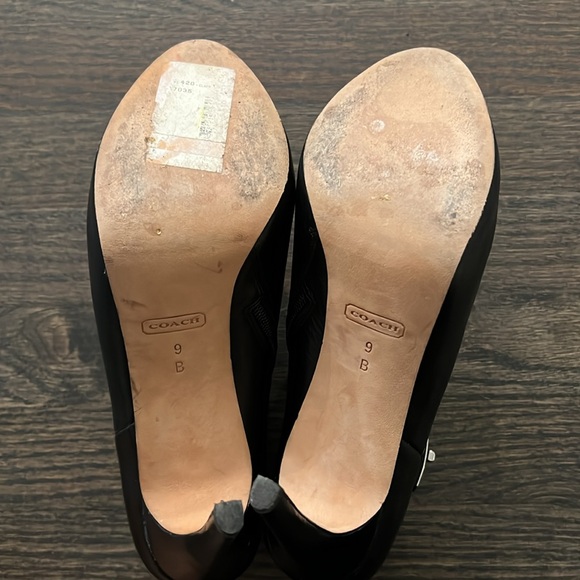 Coach women’s leather booties-Authentic-EUC - Picture 13 of 15